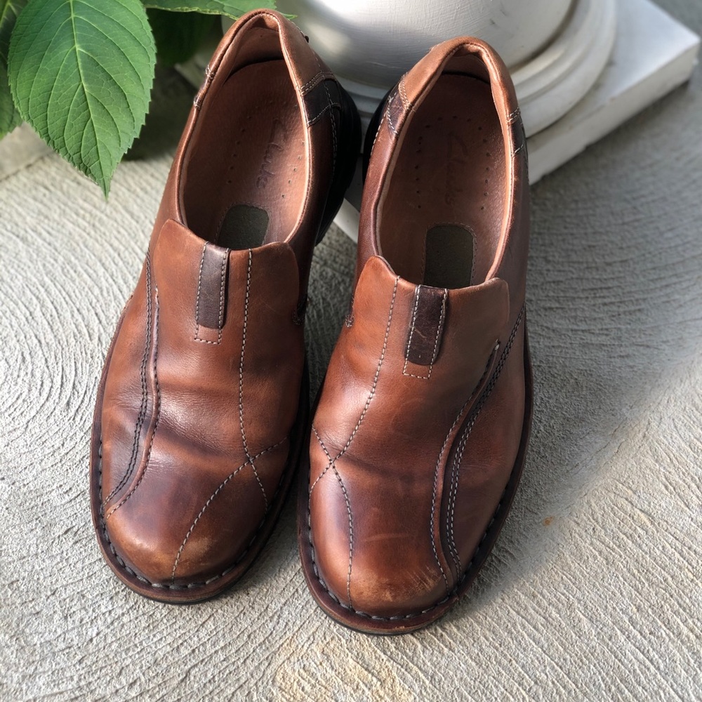 EUC Men’s slide on Clarks 9.5 M